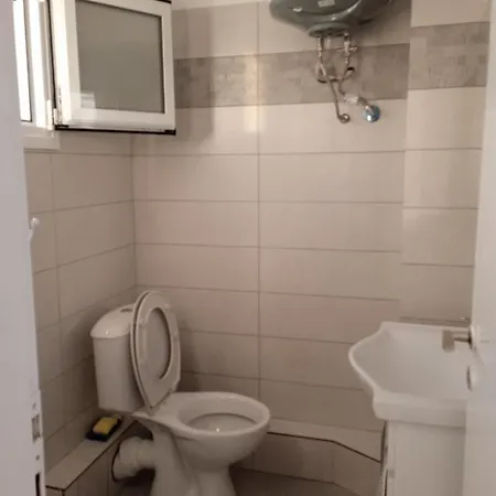 Sky Loft Διαμέρισμα Λουτράκι Εξωτερικό φωτογραφία